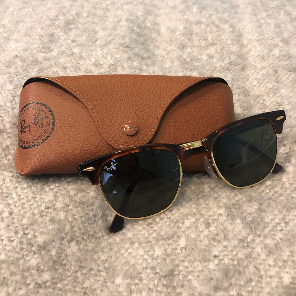 Ray Ban Classic Clubmaster Sunglasses in Tortoise